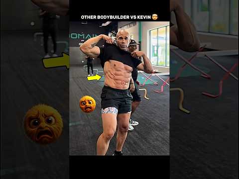 RESPECT KEVINLEVRONE 🥶 OLD BODYBUILDERS #kevinlevrone #ronniecoleman #flexwheeler #shorts
