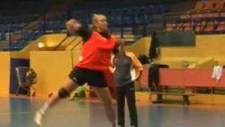 preview picture of video 'Handball  Cercle Nîmes :  Reprise d'entraînement'