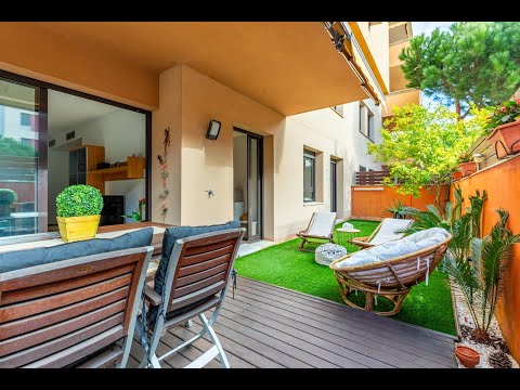 Video del inmueble Apartamento con gran terraza, parking y piscina en Fenals (Lloret de Mar)