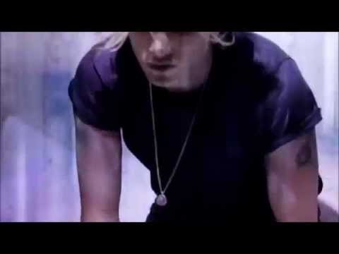 Jamie Campbell Bower-Hunger Tv