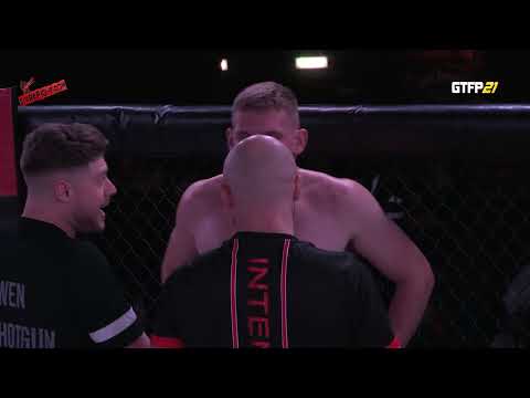 GTFP21 FIGHT 10   Owen Cartridge V Ceasar Castillo