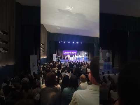 el himno más lindo del mundo mundial...en Laboulaye Córdoba Argentina #travesia