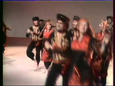 Karmon Dancers / Ballets erev tov - Oriental Rhythms - France, 1979 - video 2