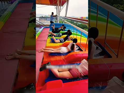 ทุกคนลงไปถึงข้างล่างหมดแล้ว แต่ความสนุกที่แท้จริงเพิ่งเริ่มต้นทีหลัง! 🎢😆#shorts