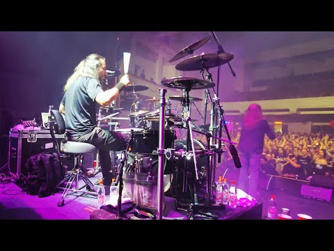 MARCUS DOTTA - Spirit Never Die - LIVE in Chile  with MASTERPLAN