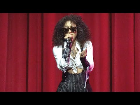 Jenevieve, 2NLuv (live), Fox Theater, Oakland, September 18, 2022 (4K)