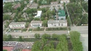 preview picture of video 'г. Котово 9 мая 2010г. показательные прыжки'