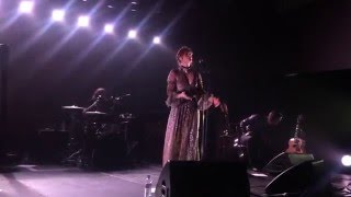 Florence + The Machine - Queen Of Peace (acoustic) - War Child - St John at Hackney - 26/02/16