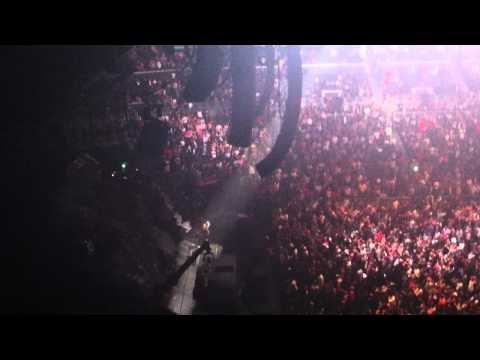Jay-Z Brings Out Big Daddy Kane Barclays Center Opening Night iboTV
