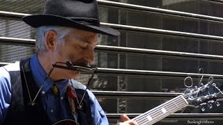 Blues in the street: Boris Voutsinos- Checkin' Up on My Baby