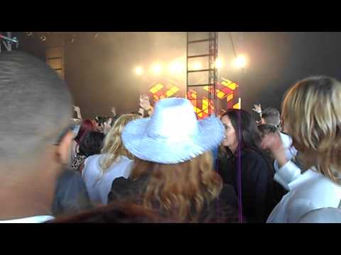 Sebastian Ingrosso - Calling (lose my mind) @ Mysteryland