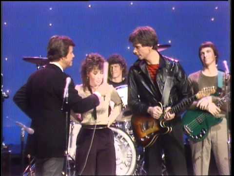 Dick Clark Interviews Quarterflash - American Bandstand 1981