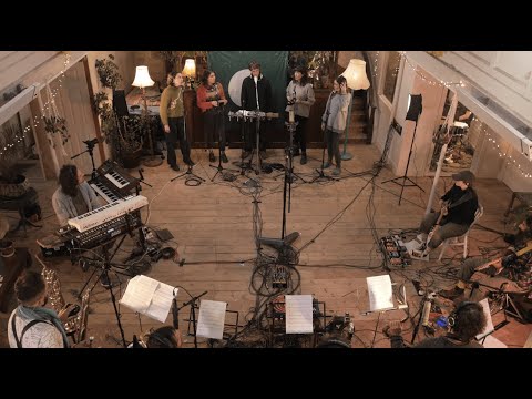 Cosmo Sheldrake - Does The Swallow Dream Of Flying (live from the studio)