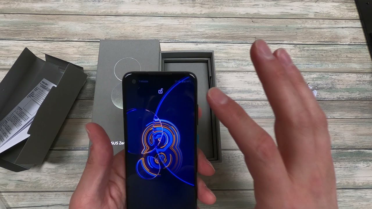 ASUS Zenfone 8 Unboxing. Power in a small body