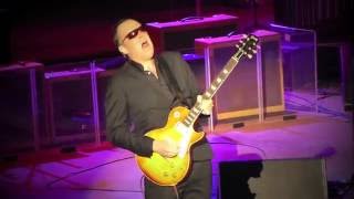 Joe Bonamassa~Solo from Double Crossing Time check- out this sustain from 4:38~7/19/16