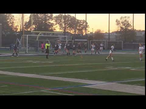 Julia Eichenbaum gets Shore on the board