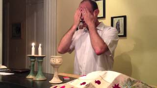 How to say the Shabbat blessings