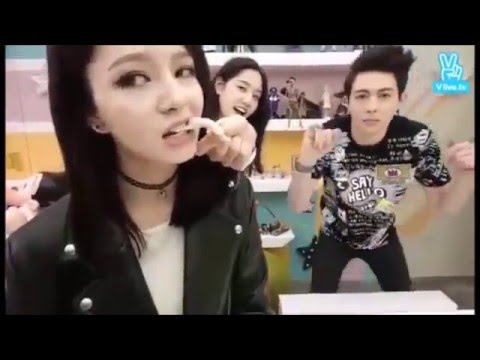 Shannon singing "Formation"