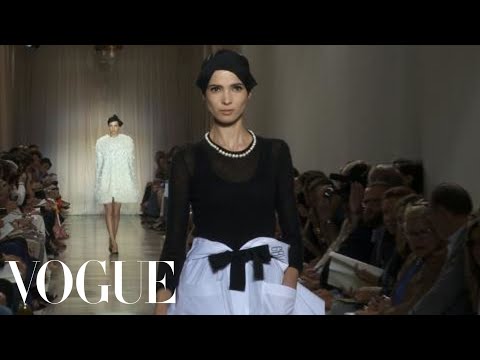 Fashion Show - Giambattista Valli: Fall 2011 Couture