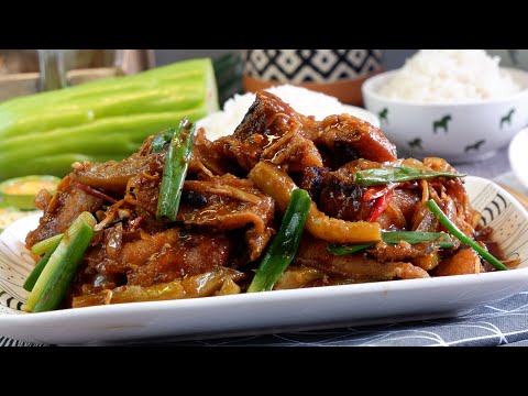 Super Yummy! Fried Fish & Bitter Gourd in Bean Sauce 苦瓜焖鱼 Chinese Stir Fry Recipe (Bitter Melon)