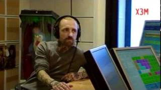 Backyard Babies goes solo