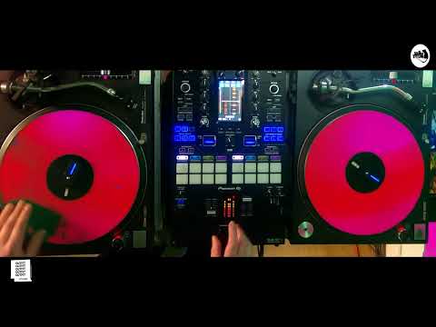 DJ PAUL JEREMY BREAKBEAT CUT N PASTE MIX🎧 (AT MOUSE OUTFIT HQ - TWITCH LIVESTREAM) 5 MARCH 2023