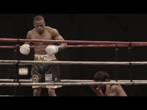 OC Boxing Club,  Malcolm McAllister vs Dave Courchaine
