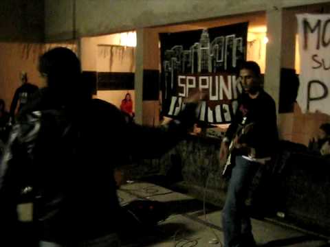 Reação Adversa -  Desprezado