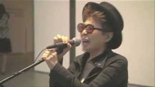 Yoko Ono performs the theme to &#39;The Good Life&#39;.