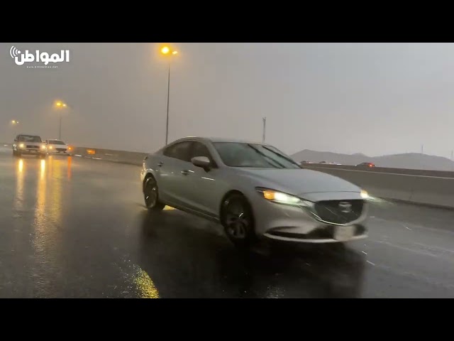 “المواطن” توثق الأمطار الغزيرة على مكة المكرمة