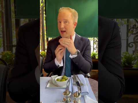 Spear it in, finger it out. #olive #etiquette #williamhanson