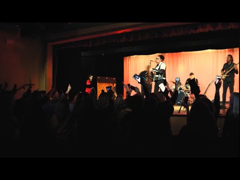 Saxl Rose - Sunset feat. Kayla Waters  (Live From The Opera House)