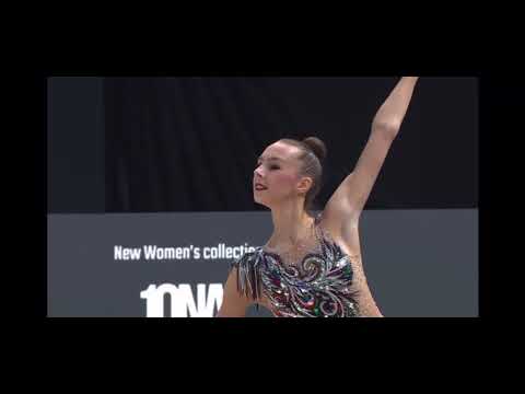 20201129 Elena Smirnova - Championnat d'Europe Kiev (UKR) - Cerceau