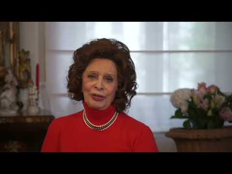 Sophia Loron Thank you to Carlo Ponti Pasquale Esposito and  Chicago