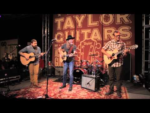 Patrick Simmons (Doobie Brothers) "Black Water" - NAMM 2013 with Taylor Guitars