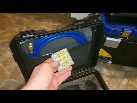 Заправка с помощью манометрического цифрового коллектора DY517A из Китая.