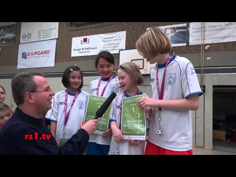2015-01-30 Girls Soccer in Remscheid
