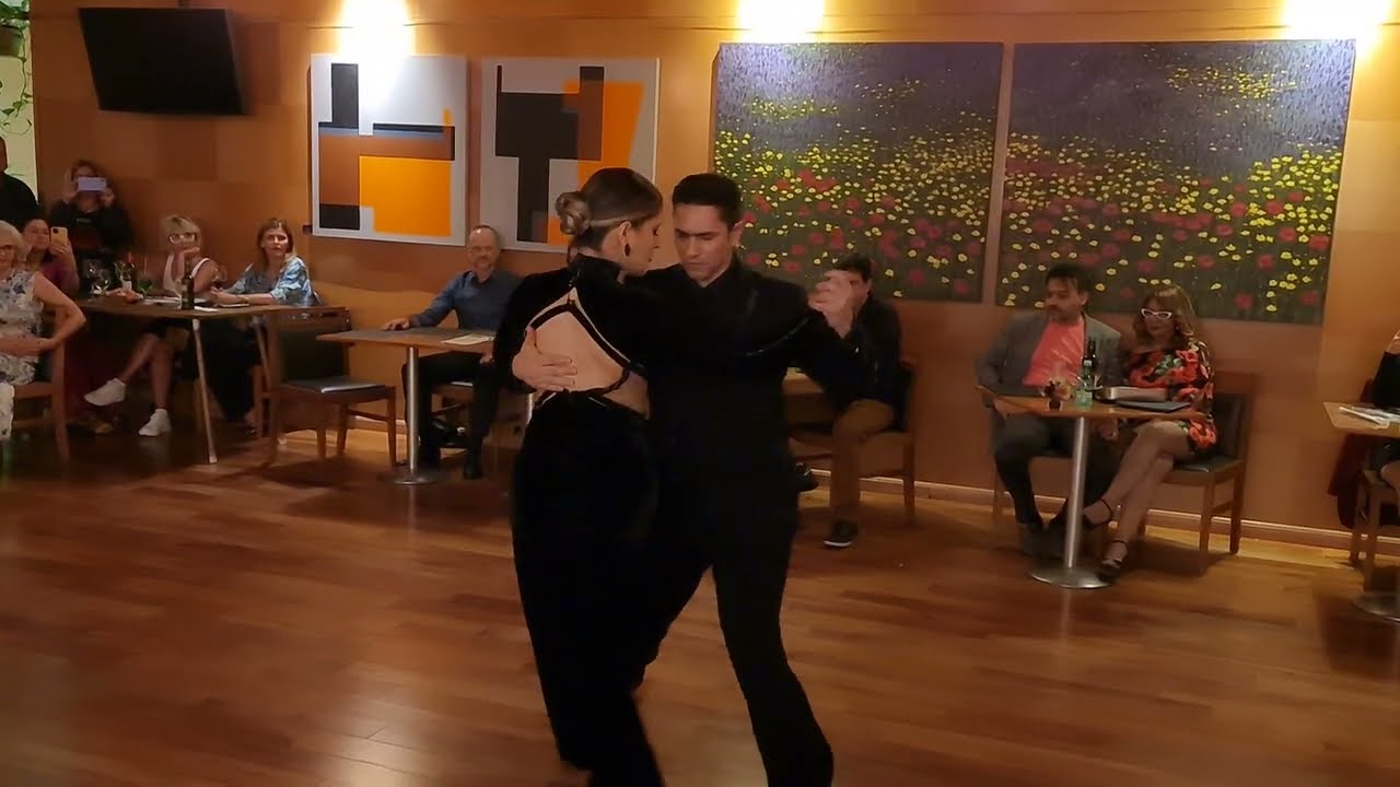 Juliano Andrade & Paula Emerick (1/3) - Trenzas - Troilo - Milonga ACDC Brasília