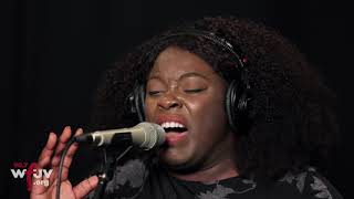 Yola - &quot;Faraway Look&quot; (Live at WFUV)