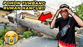 Download lagu OH MY GOD!! THE HOUSE WAS DESTROYED BECAUSE A TREE FALLEN ON THE ROAD!! EVERYONE IS SAD!! mp3