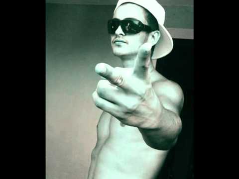 ALby'Star Ft Street wolf   We Back 2011