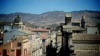 preview picture of video 'Regalbuto il Patrimonio Artistico e il Barocco'