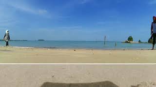 preview picture of video 'Main Ke Pulau Lengkana'