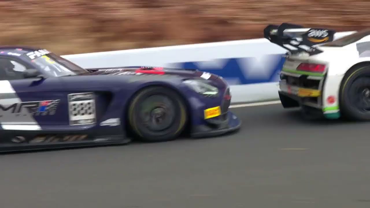 2022 Fanatec GT World Challenge Australia powered by AWS, Bathurst, Slade vs Feeney