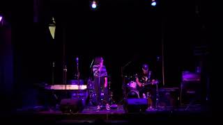 Pickin on me - Skunk Anansie Cover with ACE