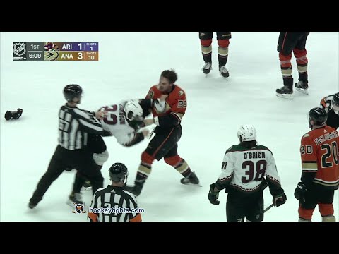 Johan Larsson vs Sam Carrick Dec 17, 2021