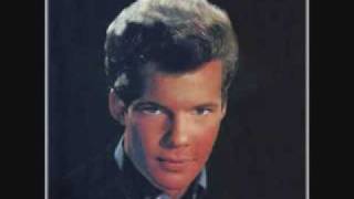 Bobby Vee - Save Your Heart For Me / In The Misty Moonlight (1966)