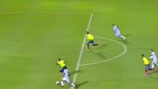 Messi lập hat trick, Argentina ngược dòng lách qua cửa tử