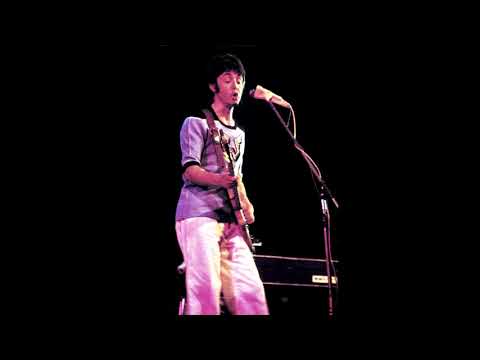 Video thumbnail for I Am Your Singer (Live)