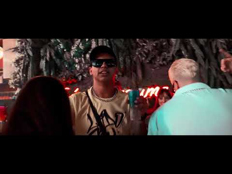 MC LEVIN - Passinho no Baile part. Lil Suk (DJ Muka, Ebsen DJ) EletroFunk